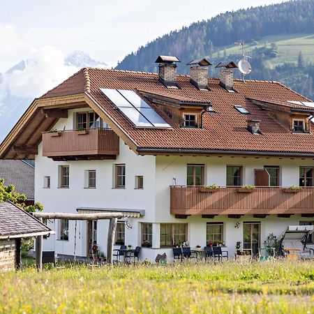 Oberhoelzlhof Valdaora di Sopra Luaran gambar