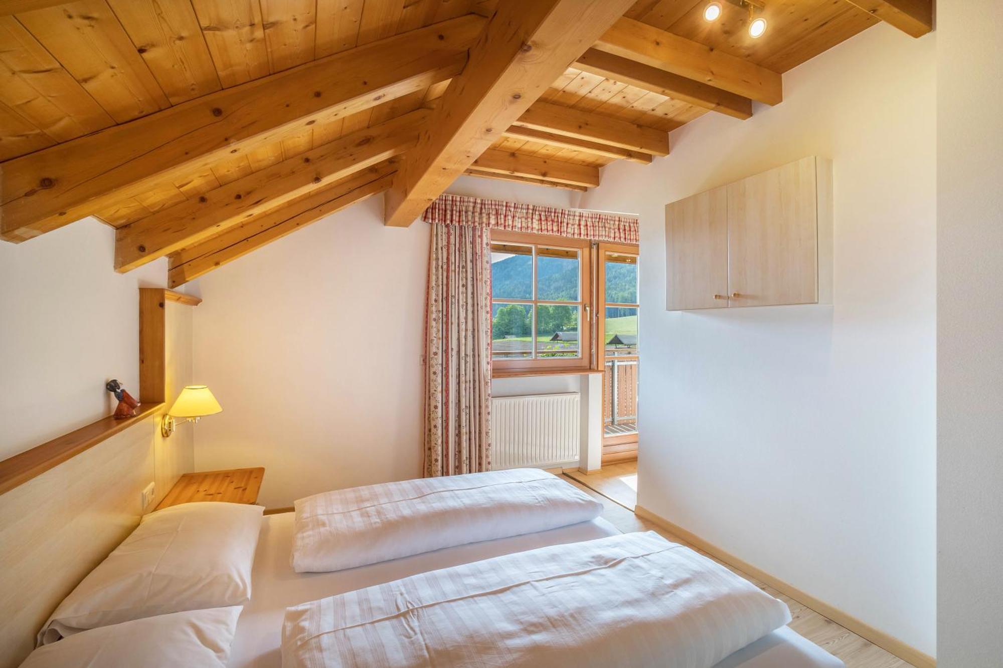 Oberhoelzlhof Valdaora di Sopra Luaran gambar