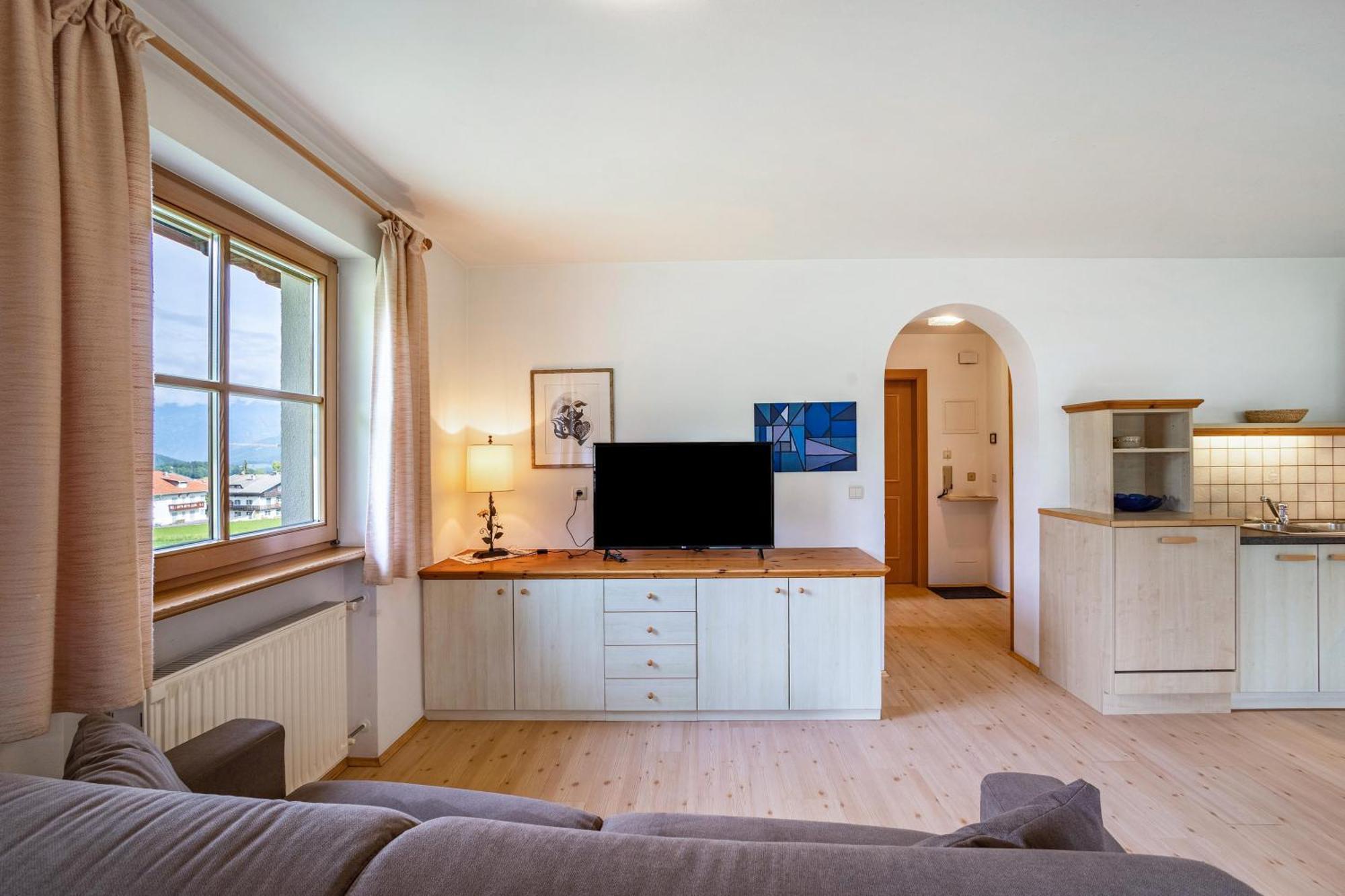 Oberhoelzlhof Valdaora di Sopra Luaran gambar