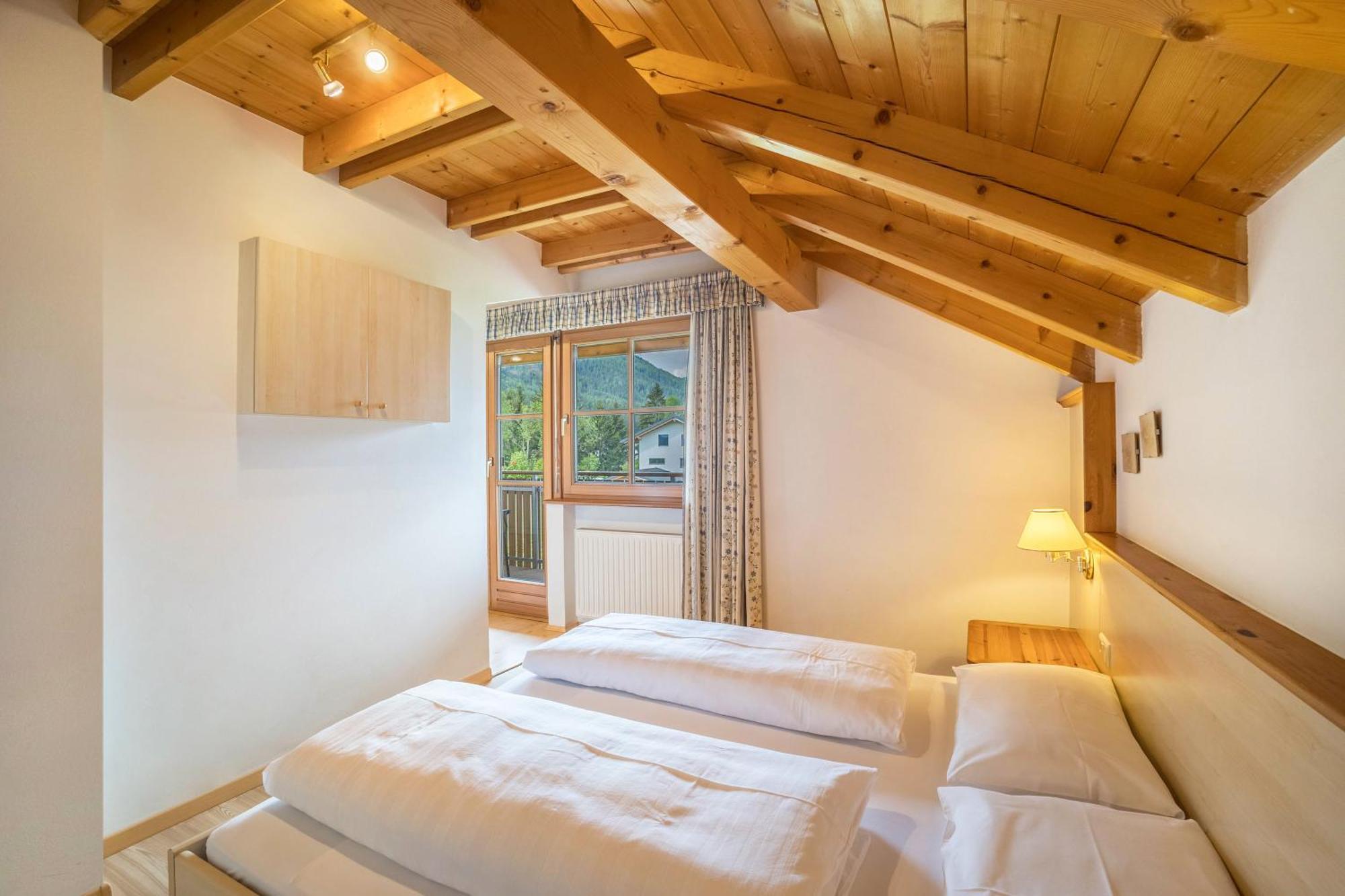 Oberhoelzlhof Valdaora di Sopra Luaran gambar