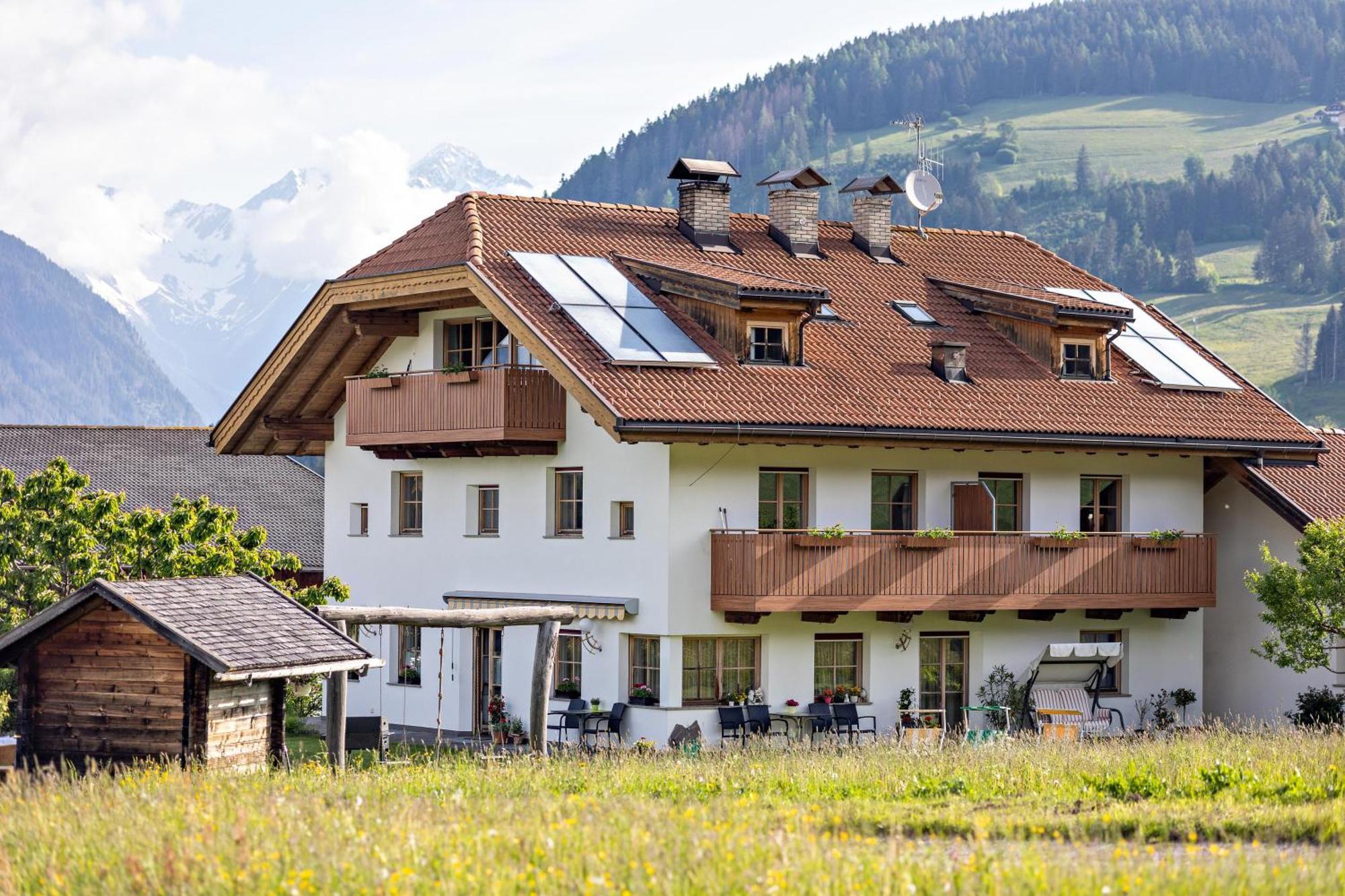 Oberhoelzlhof Valdaora di Sopra Luaran gambar