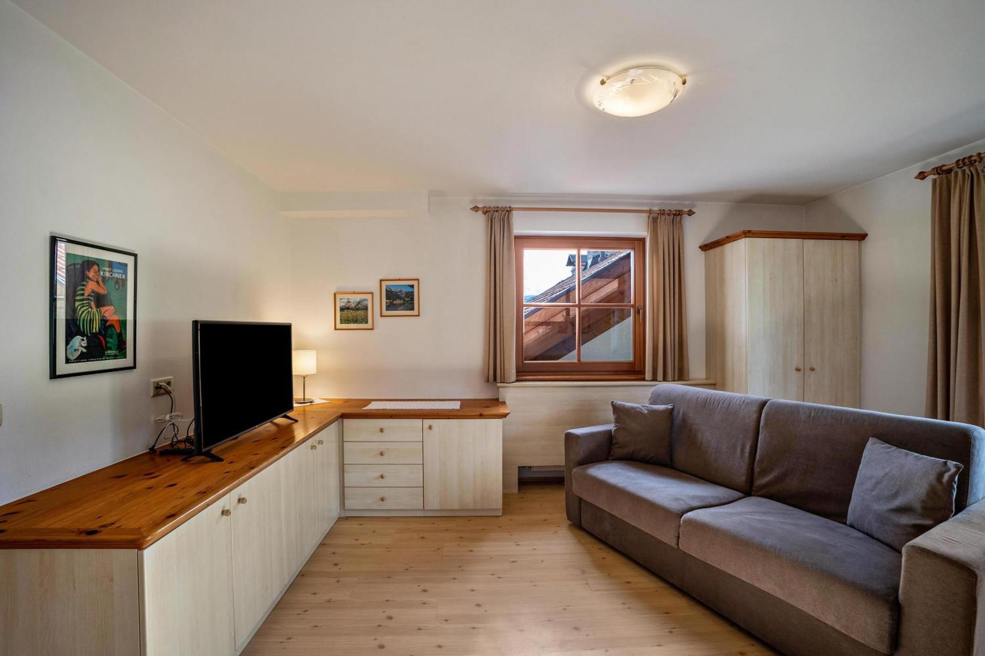 Oberhoelzlhof Valdaora di Sopra Luaran gambar