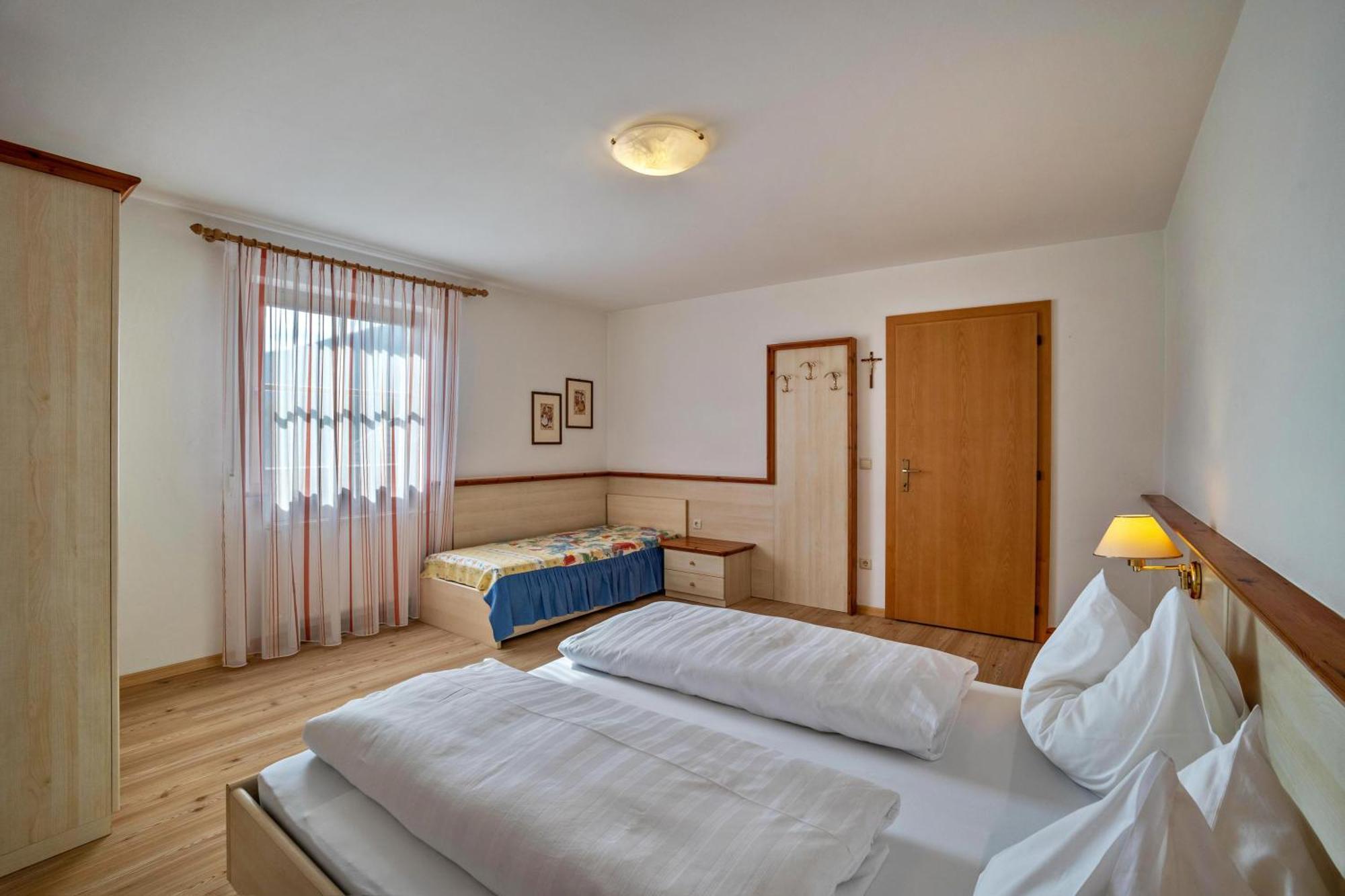 Oberhoelzlhof Valdaora di Sopra Luaran gambar